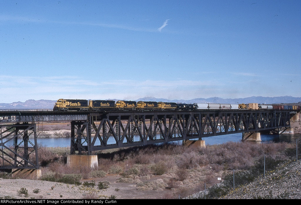 ATSF 5838 West crossing Colorado River